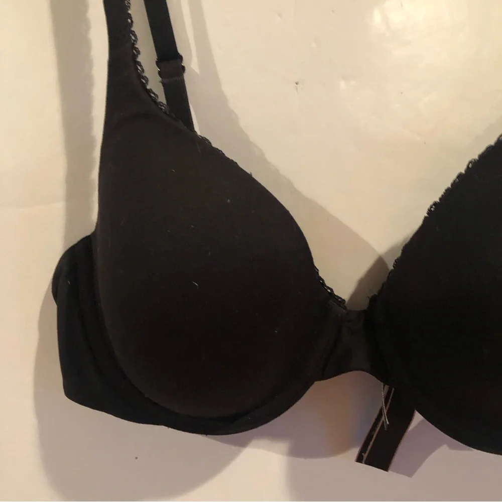 VICTORIA’S SECRET Black Body by Victoria Lined Perfect Coverage BRA 34C - Picture 2 of 6